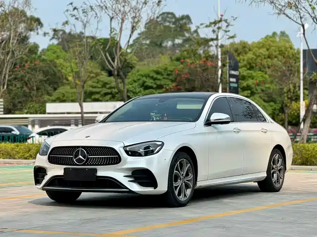 Mercedes-Benz E-Class 2023