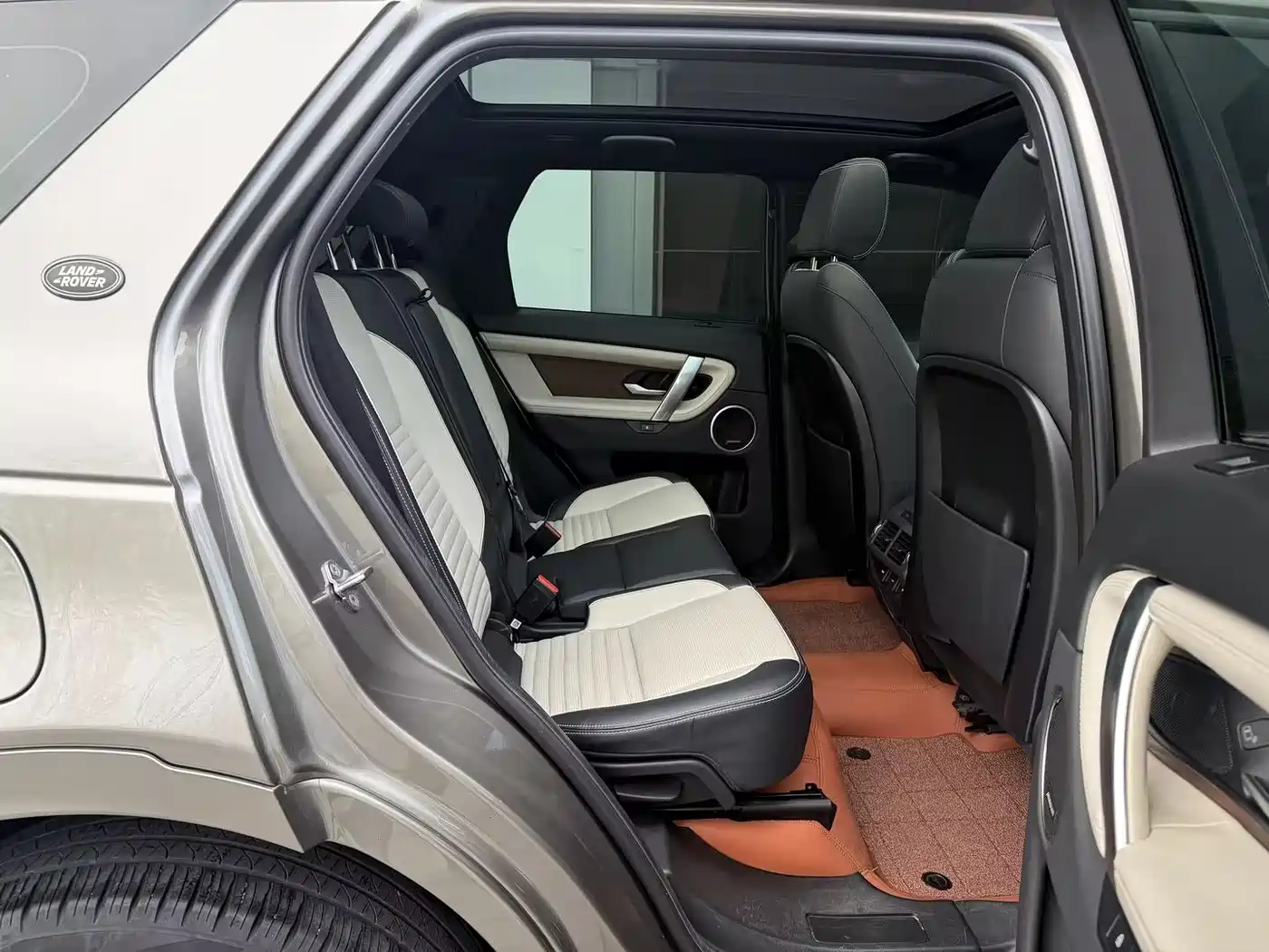 Land Rover Discovery Sport 2021 249PS R-Dynamic HSE Luxury Custom Edition фото 20