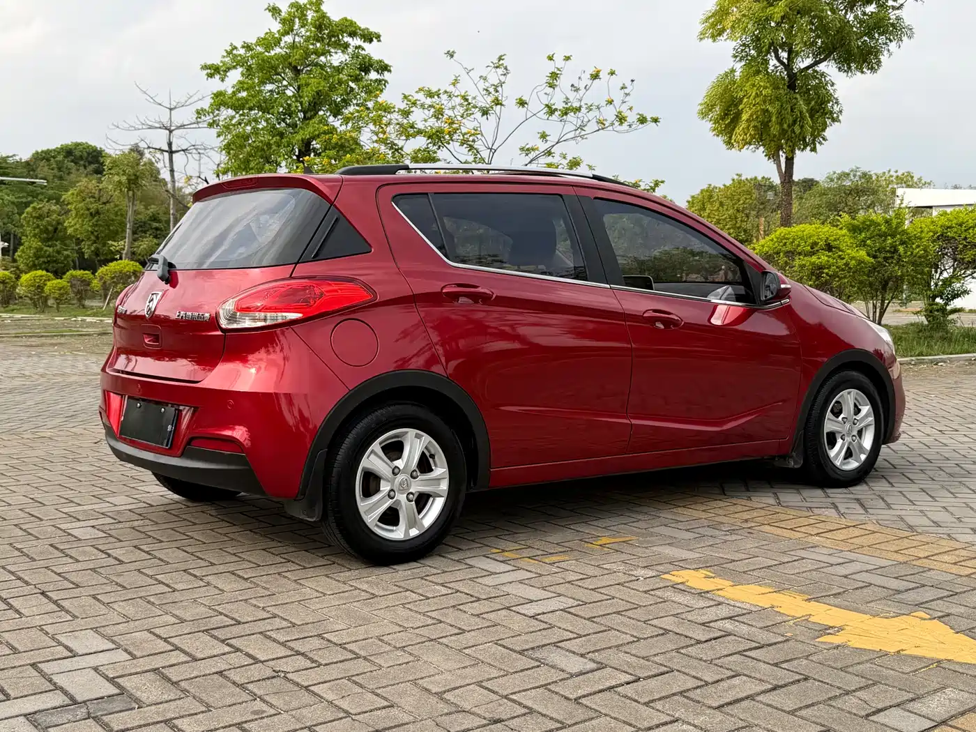 BAOJUN 310