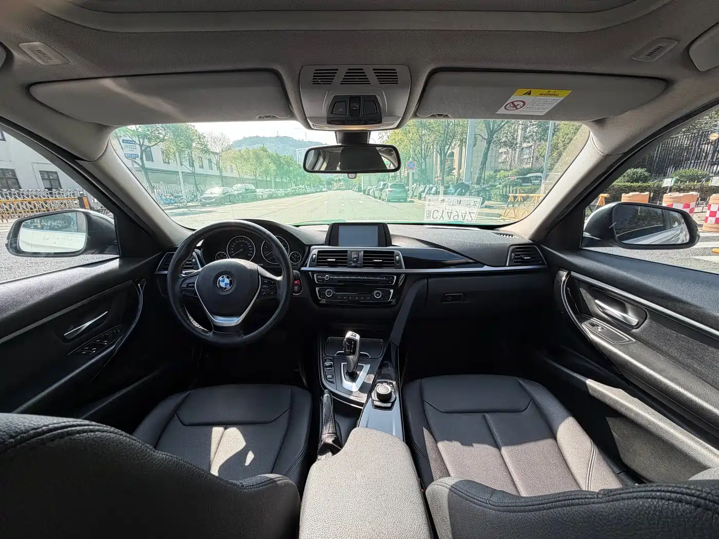 BMW 3 Series 2017 320Li Fashion фото 10