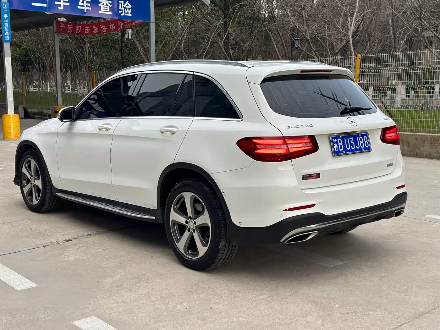 Mercedes-Benz GLC 2017 GLC 300 4MATIC Dynamic фото 7