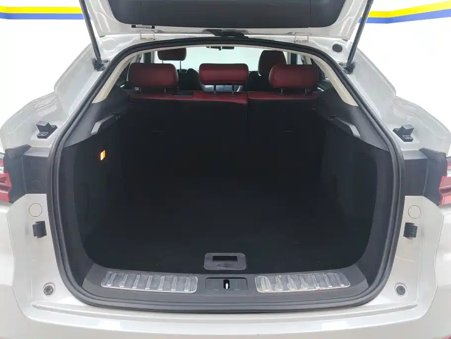 Changan CS85 COUPE 2021 2021 1.5T DCT Luxury