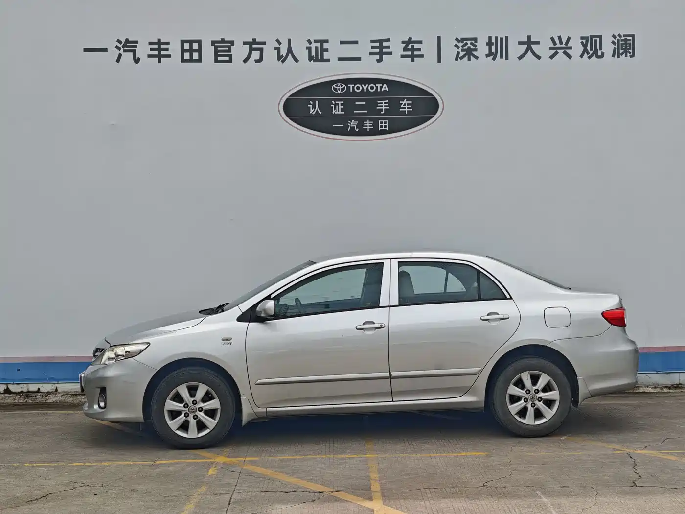 Фото 3 - Toyota Corolla