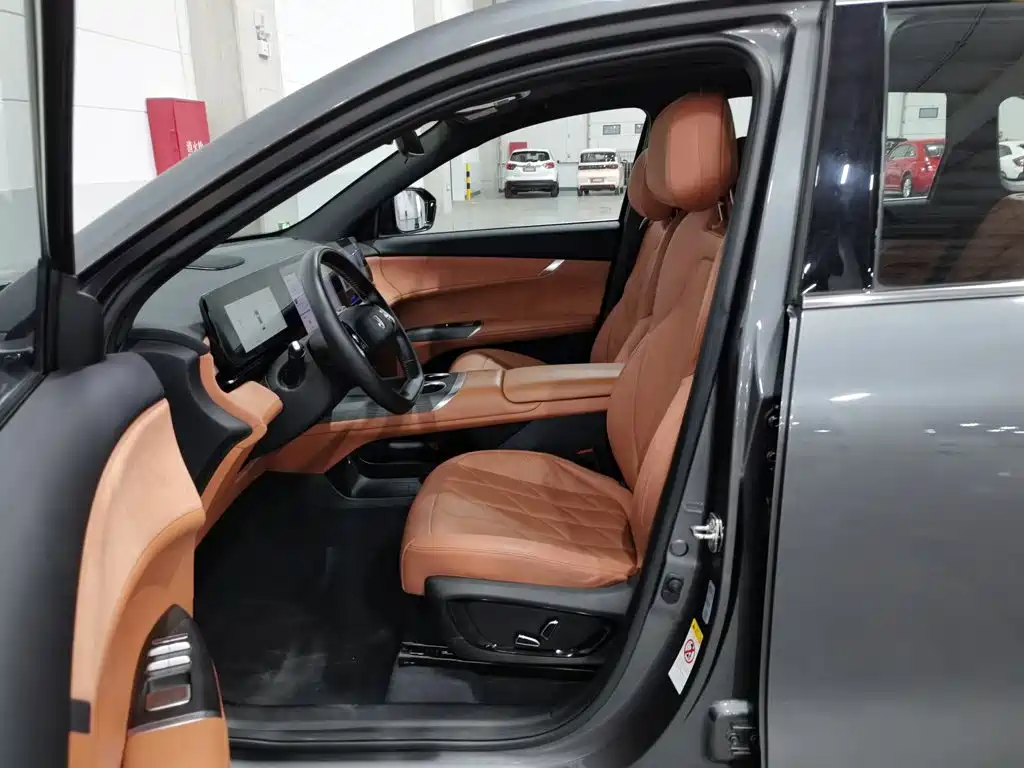 Photo 10 - Changan CS75 PLUS