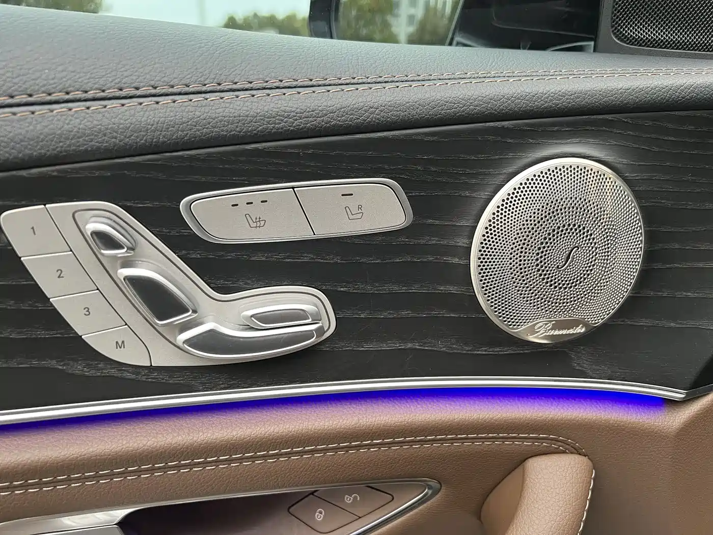 Mercedes-Benz E-Class 2023 E 300 L Sport Luxury фото 9