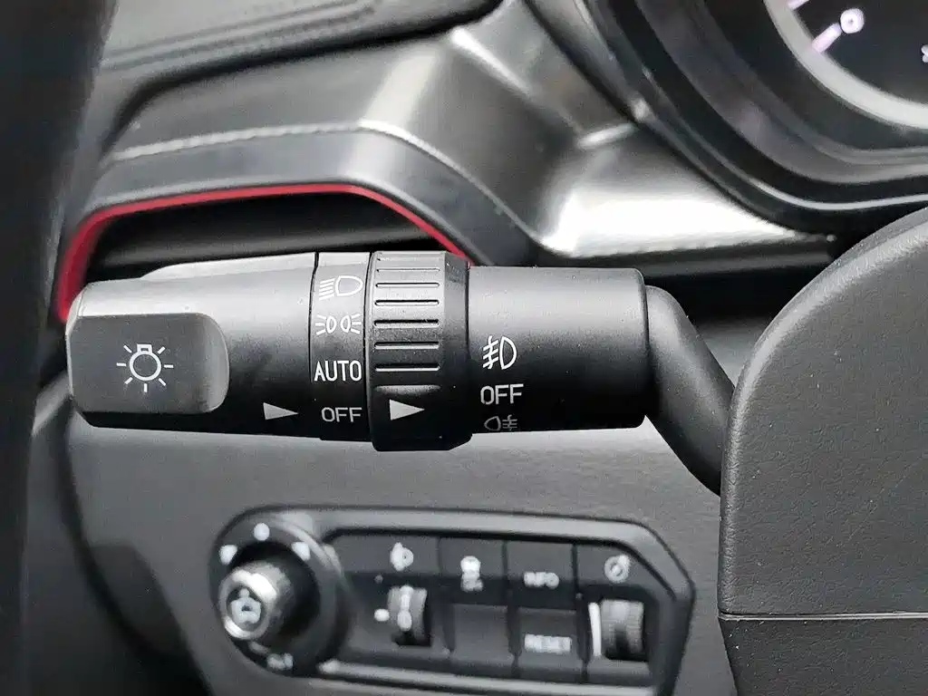 Фото 21 - Haima 8S