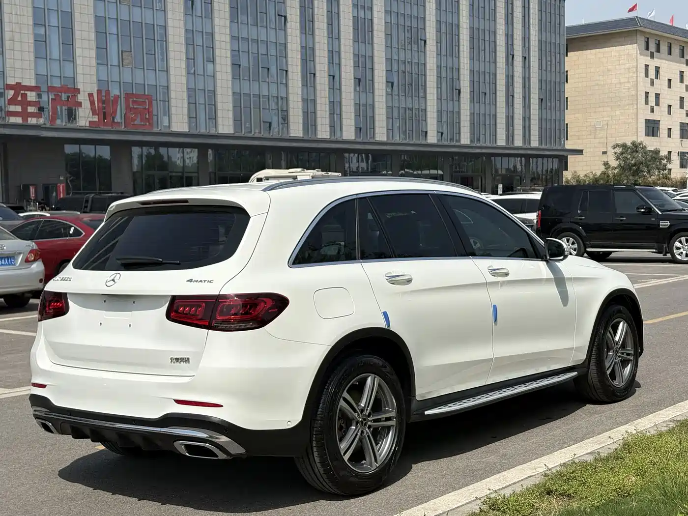 Mercedes-Benz GLC 2020 GLC 260 L 4MATIC Luxury фото 12