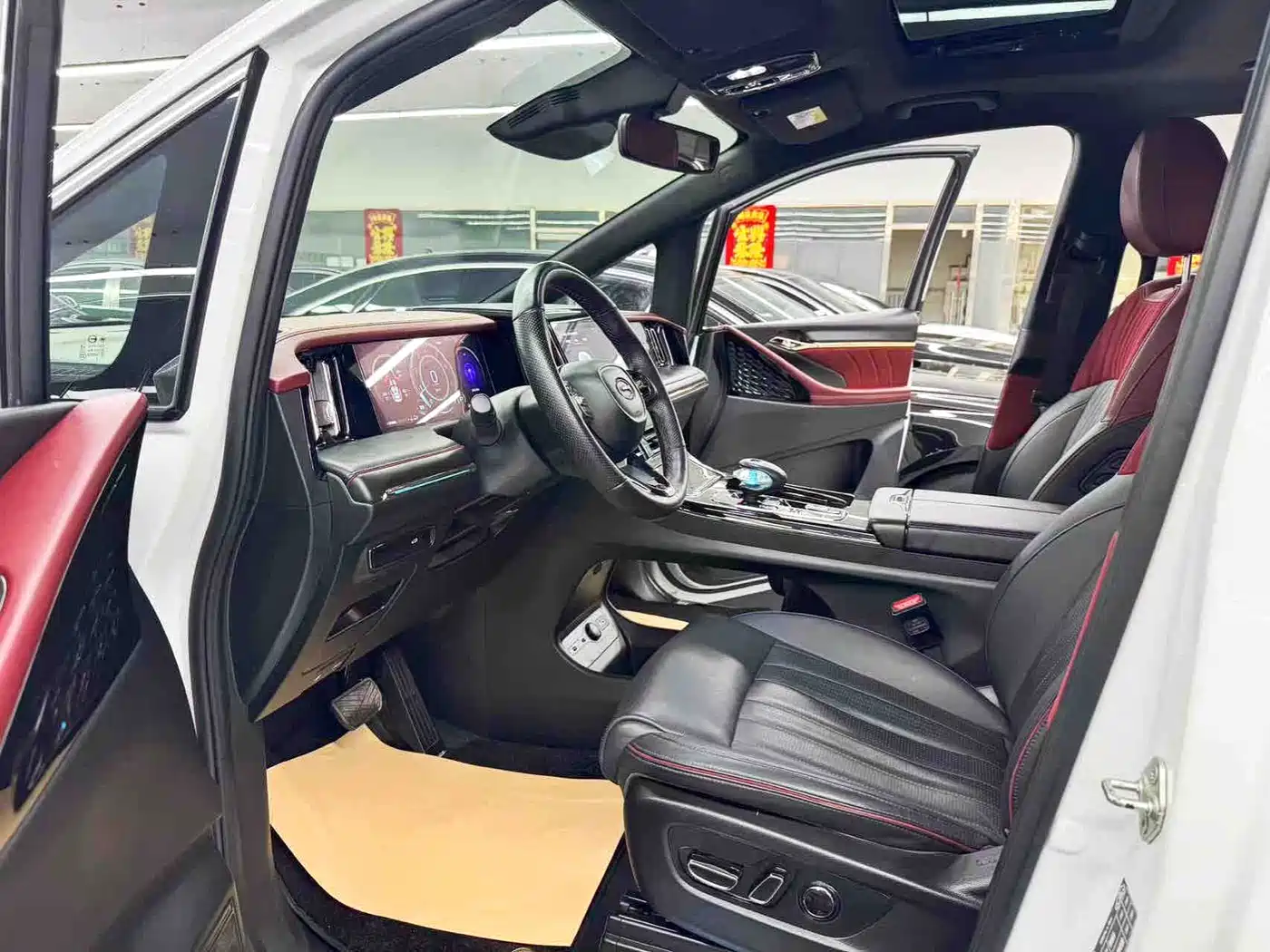 GAC Trumpchi Trumpchi M8 2023 Model Master Series 400T Ultimate Edition фото 7