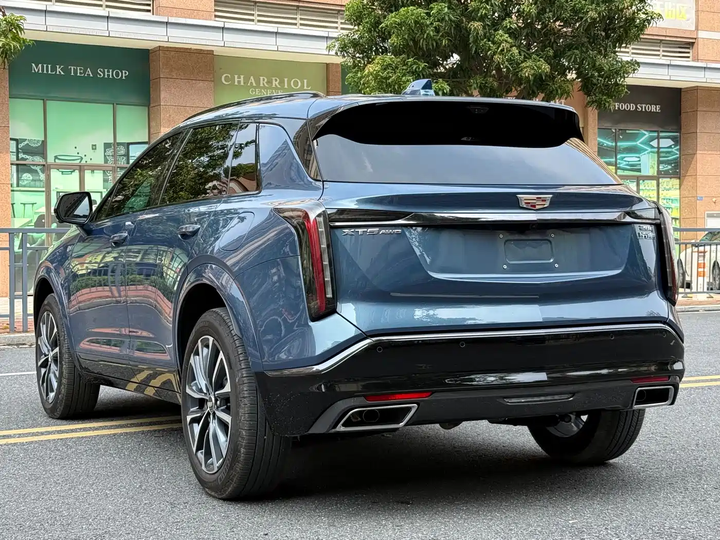 Cadillac XT5 2024 2025 2.0T Premium Model