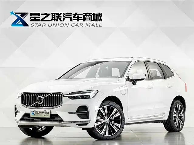 Volvo XC60 Plug-in Hybrid 2024