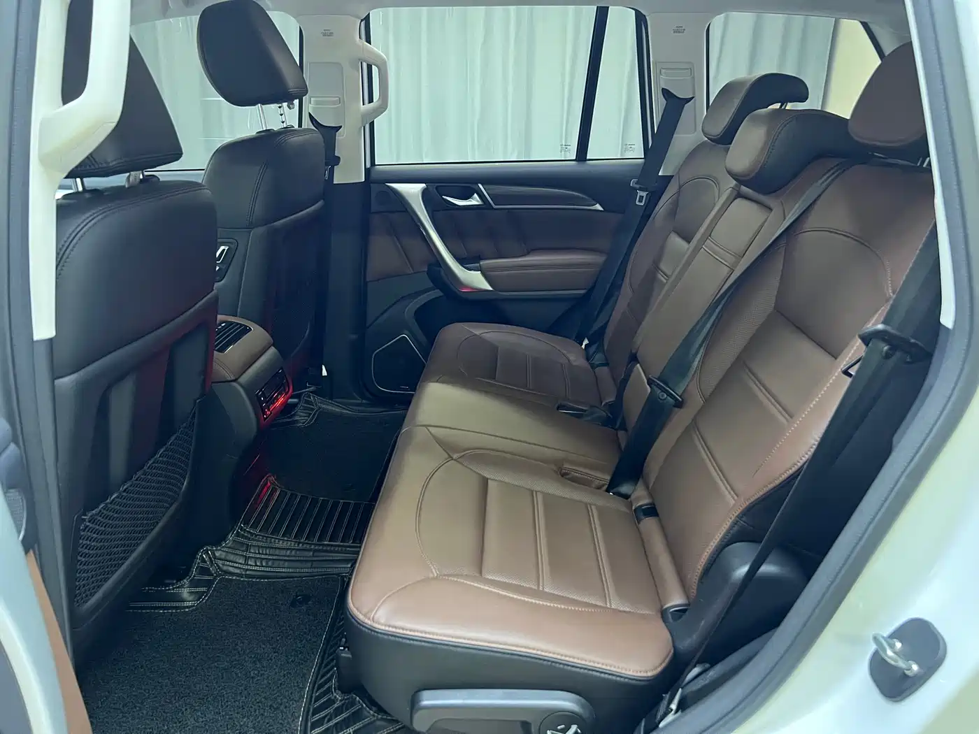 Haval H9 2017 2.0T Gasoline 4WD Premium 7-Seater фото 17