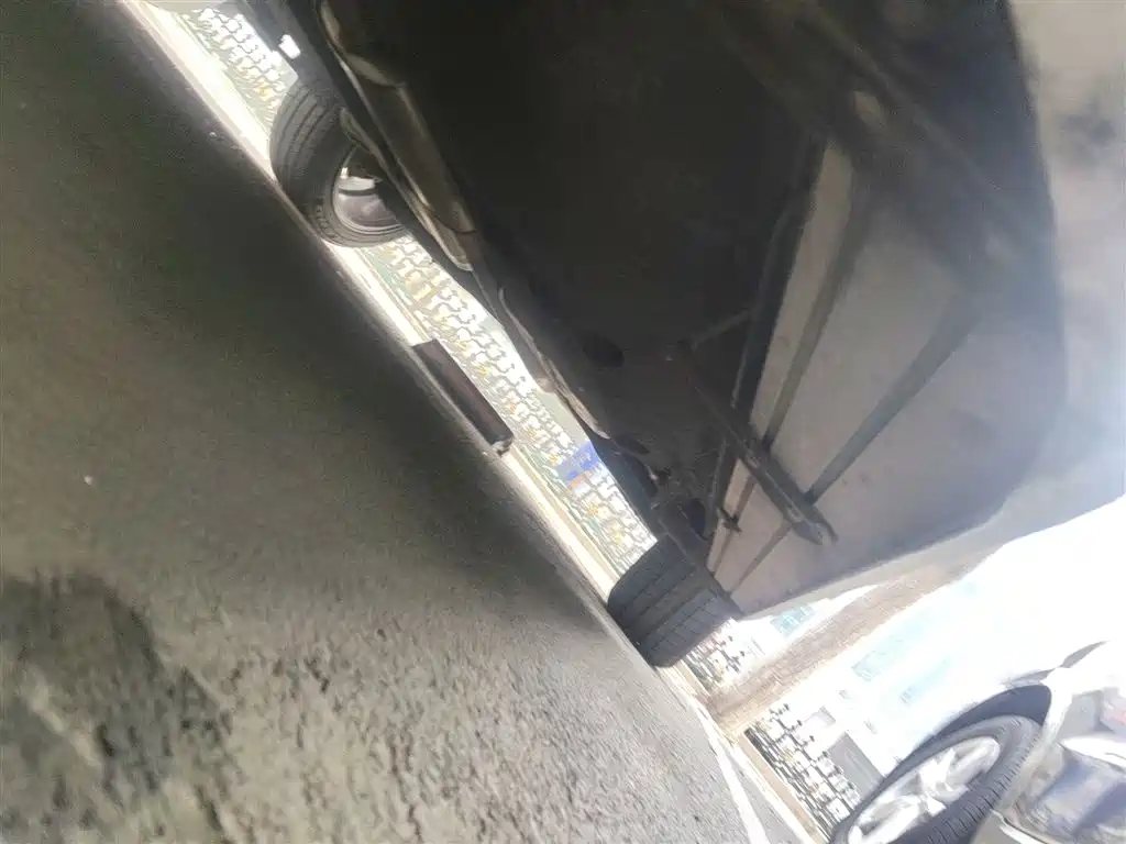 Hongqi HS5 2019 2.0T Smart Connect Enjoy 4WD Edition фото 19