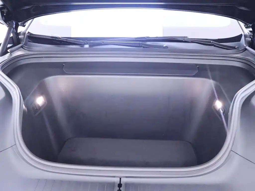 NIO ES8 2026 2025 Model 6-Seat Executive Luxury Edition