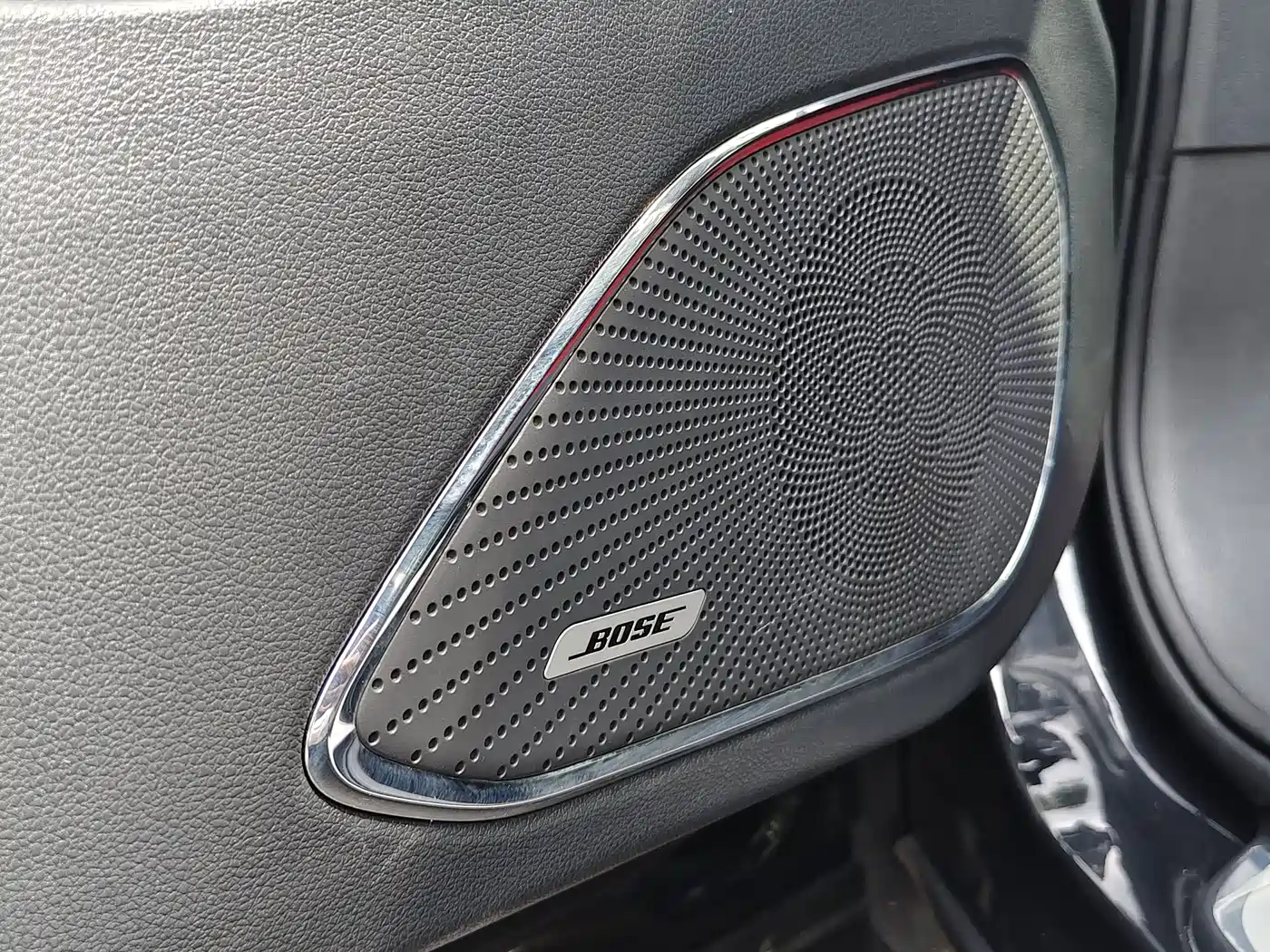 Hongqi HS5 2019 2.0T Smart Connect Enjoy Edition фото 18
