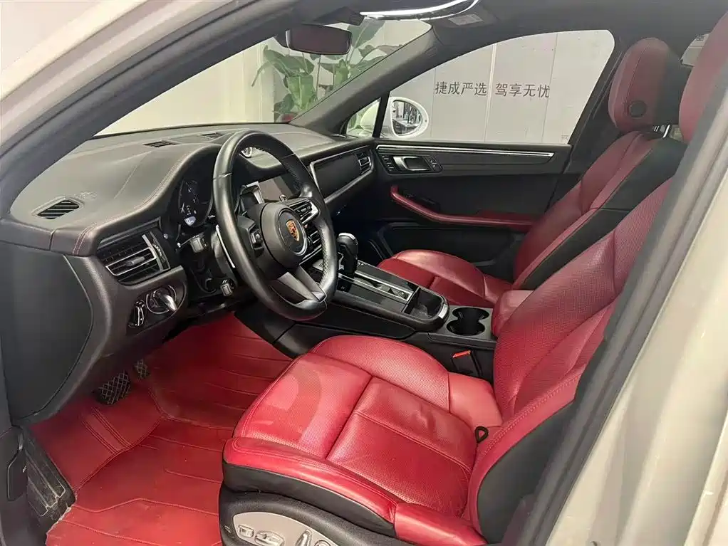 Porsche Macan 2023 Macan 2.0T фото 9