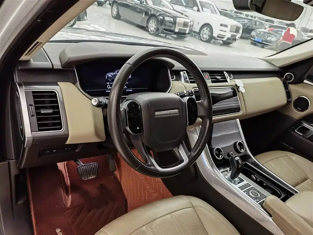 Land Rover Range Rover Sport PHEV 2020 P400e SE фото 9