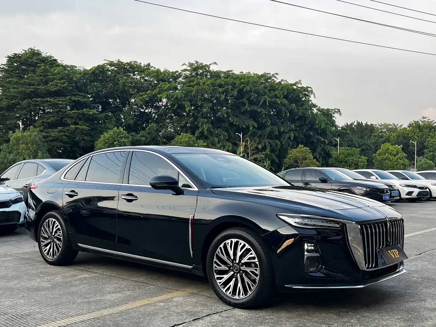 Hongqi H5 2026 2025 2.0T Automatic Flag Celebration 500,000 Units Anniversary Edition