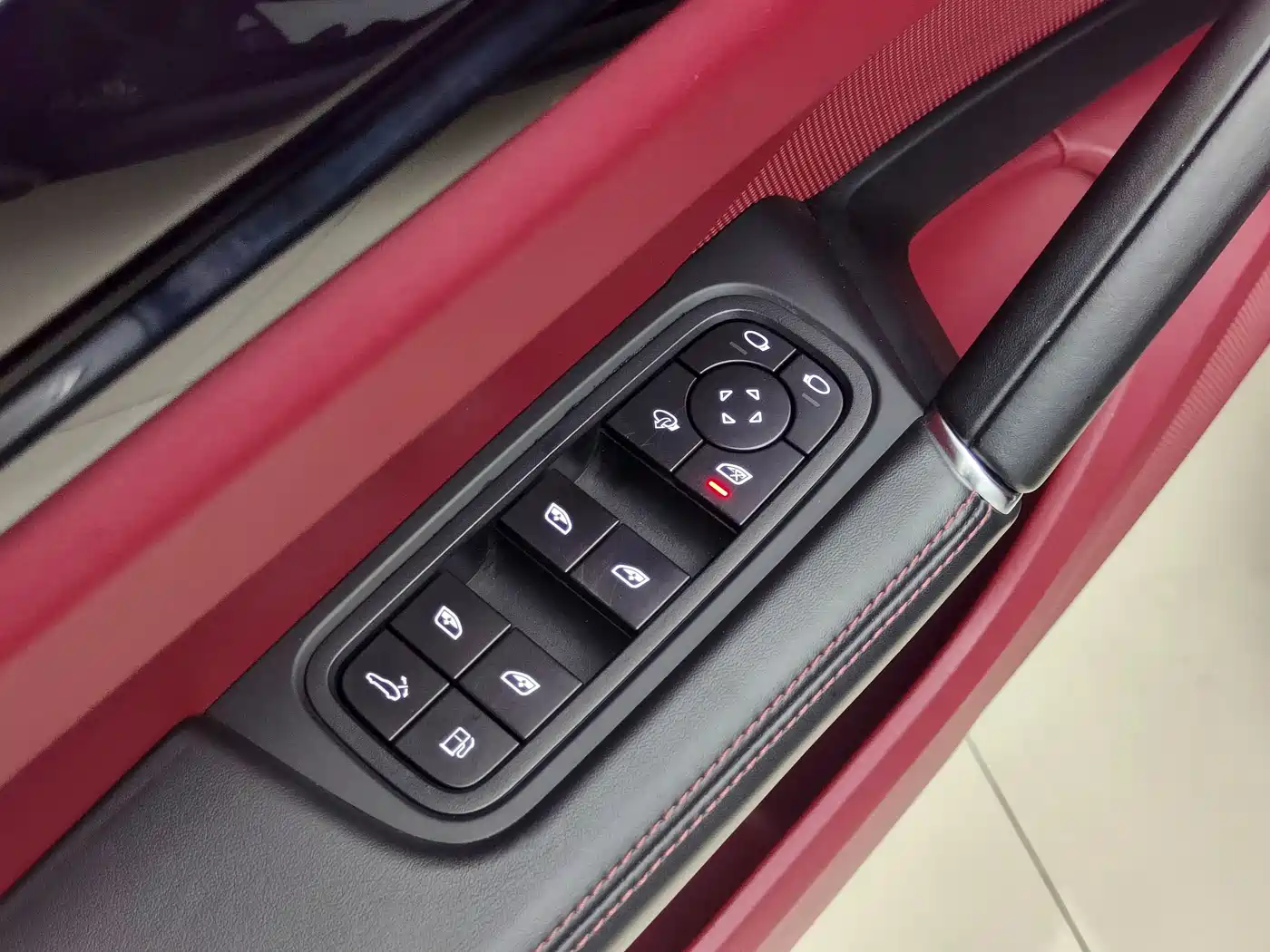 Porsche Cayenne New Energy 2021 Cayenne E-Hybrid 2.0T фото 22