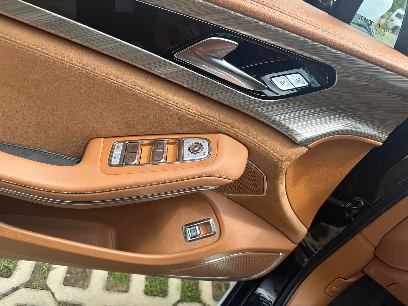 Hongqi H9 2020 2.0T Smart Connection Qi Chang Edition фото 14