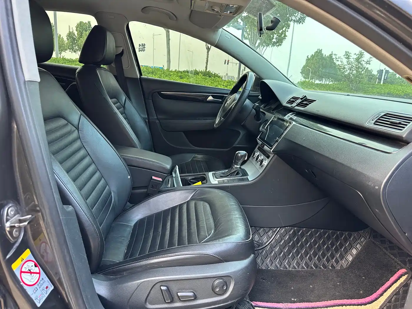 Volkswagen Magotan 2012 Facelift 1.8TSI Luxury фото 17