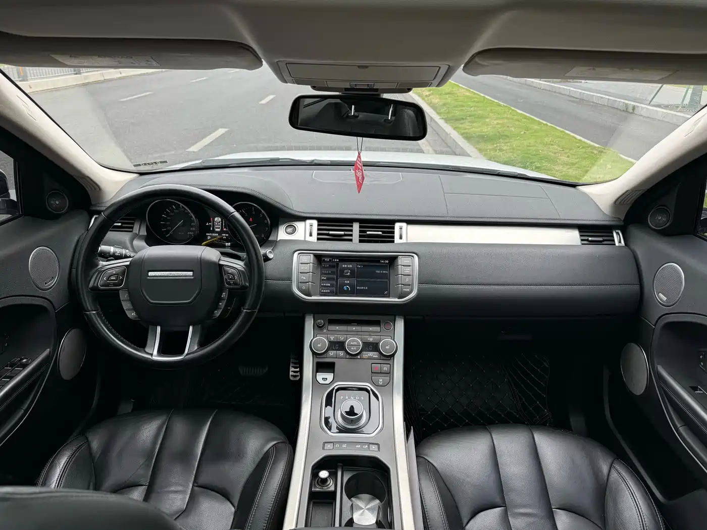 Фото 7 - Land Rover Range Rover Evoque