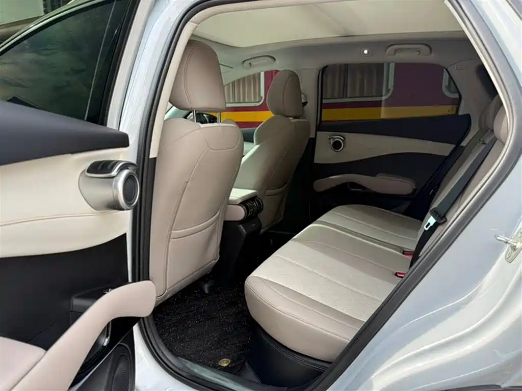 BYD Yuan PLUS 2025 Smart Drive 510KM Surpass Edition фото 5