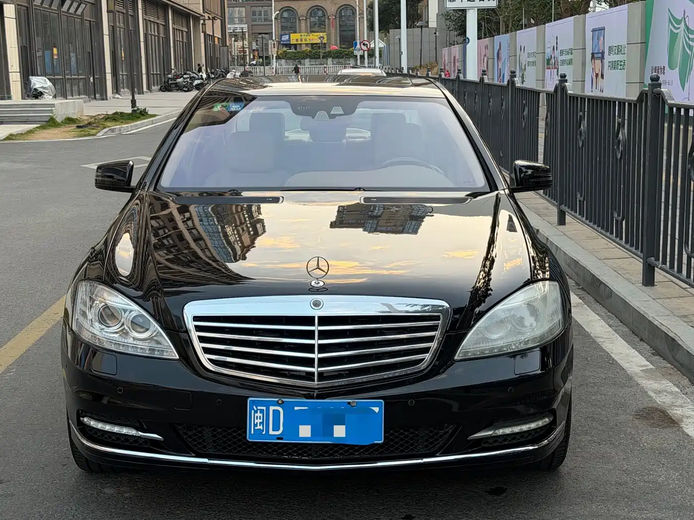 Mercedes-Benz S-Class 2010 Model S 400 L HYBRID фото 2