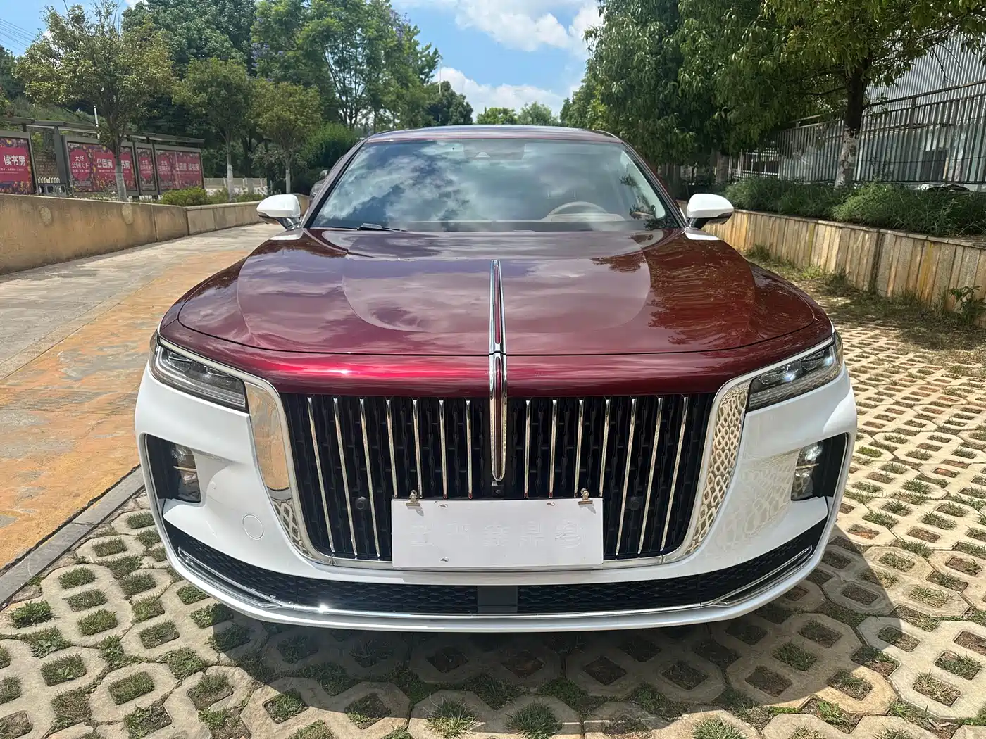 Hongqi H9 2020 2.0T Smart Connection Qi Chang Edition фото 2