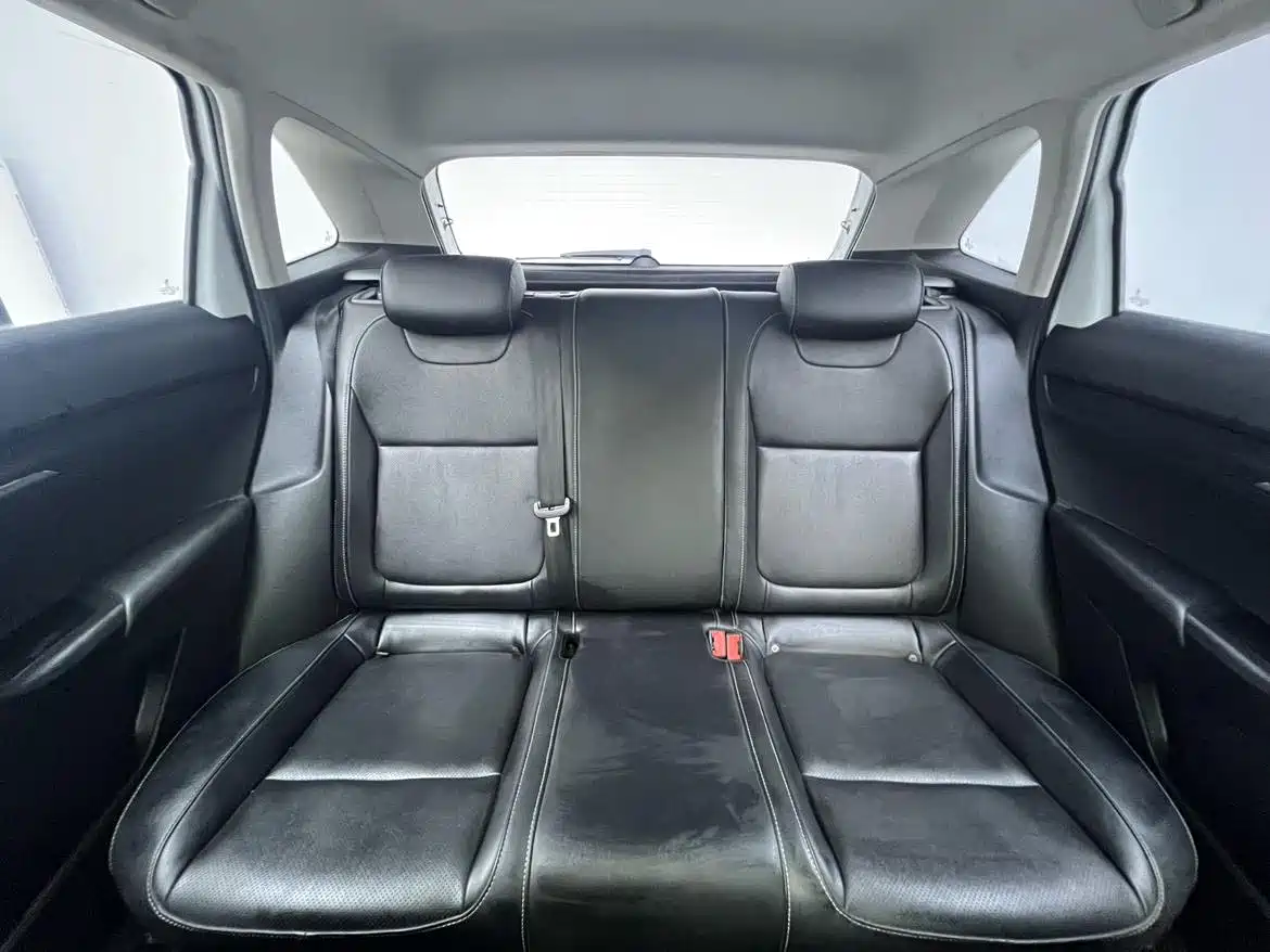 Škoda Kamiq 2023 1.5L Auto Comfort Edition фото 14
