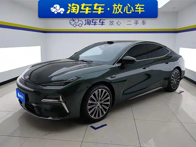  Geely Galaxy Galaxy Xingyao 8 2025 130km EM-P Starship Edition