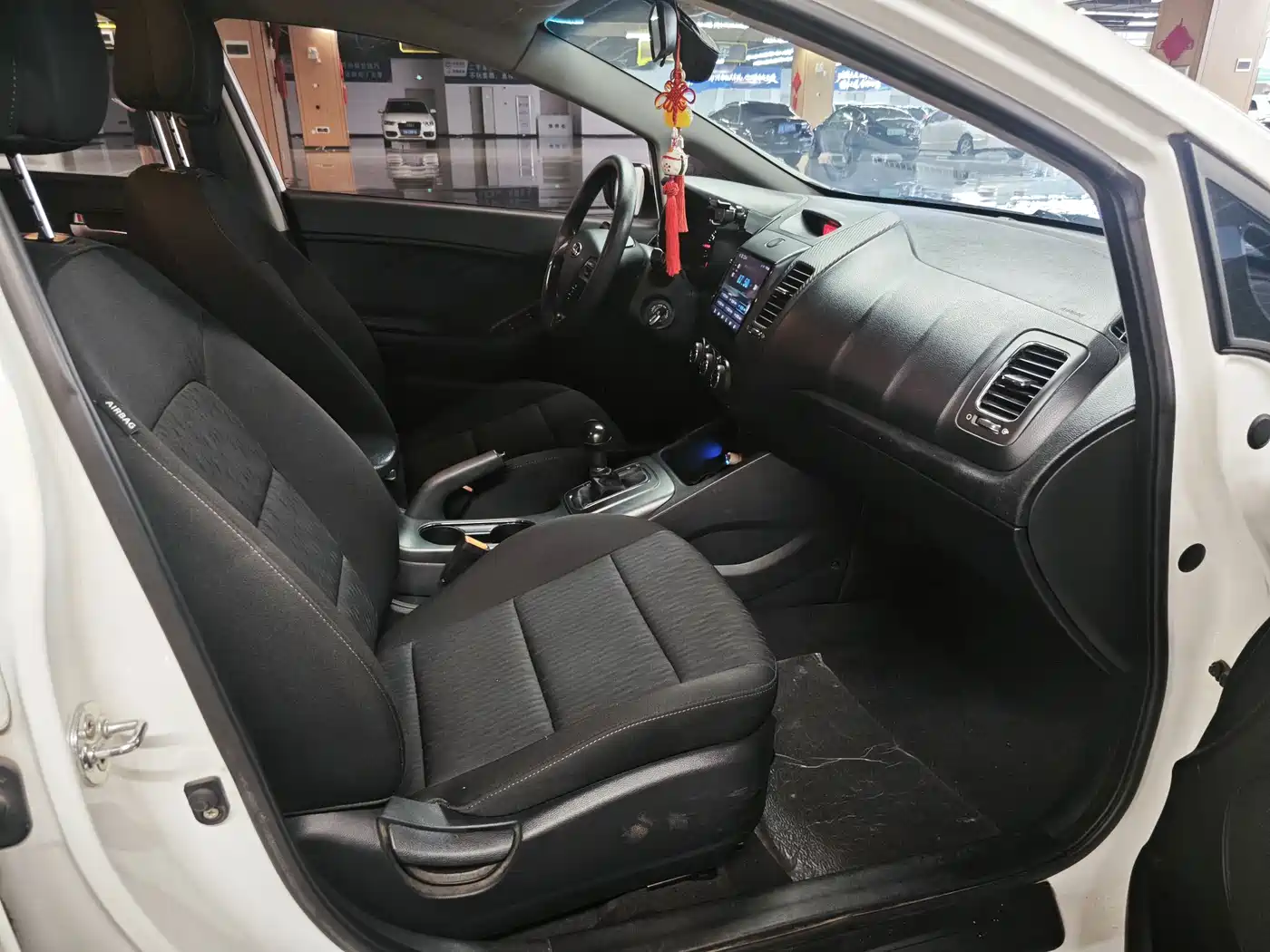 Kia K3 2015 1.6L Automatic GL фото 10
