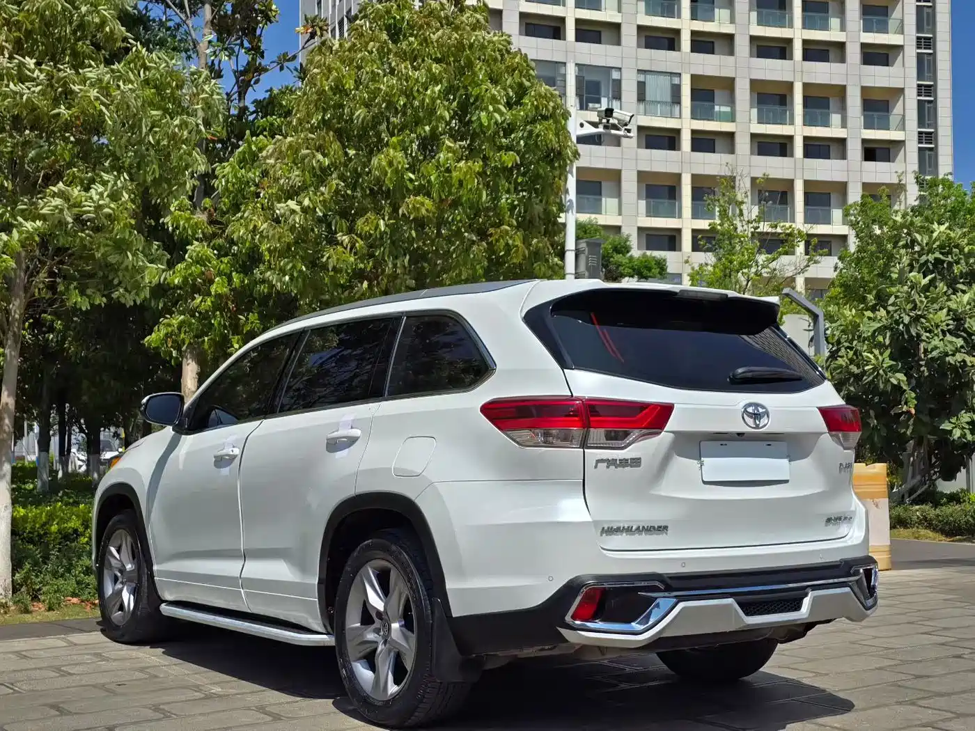 Toyota Highlander 2021 2.0T AWD Luxury 7-Seater фото 9