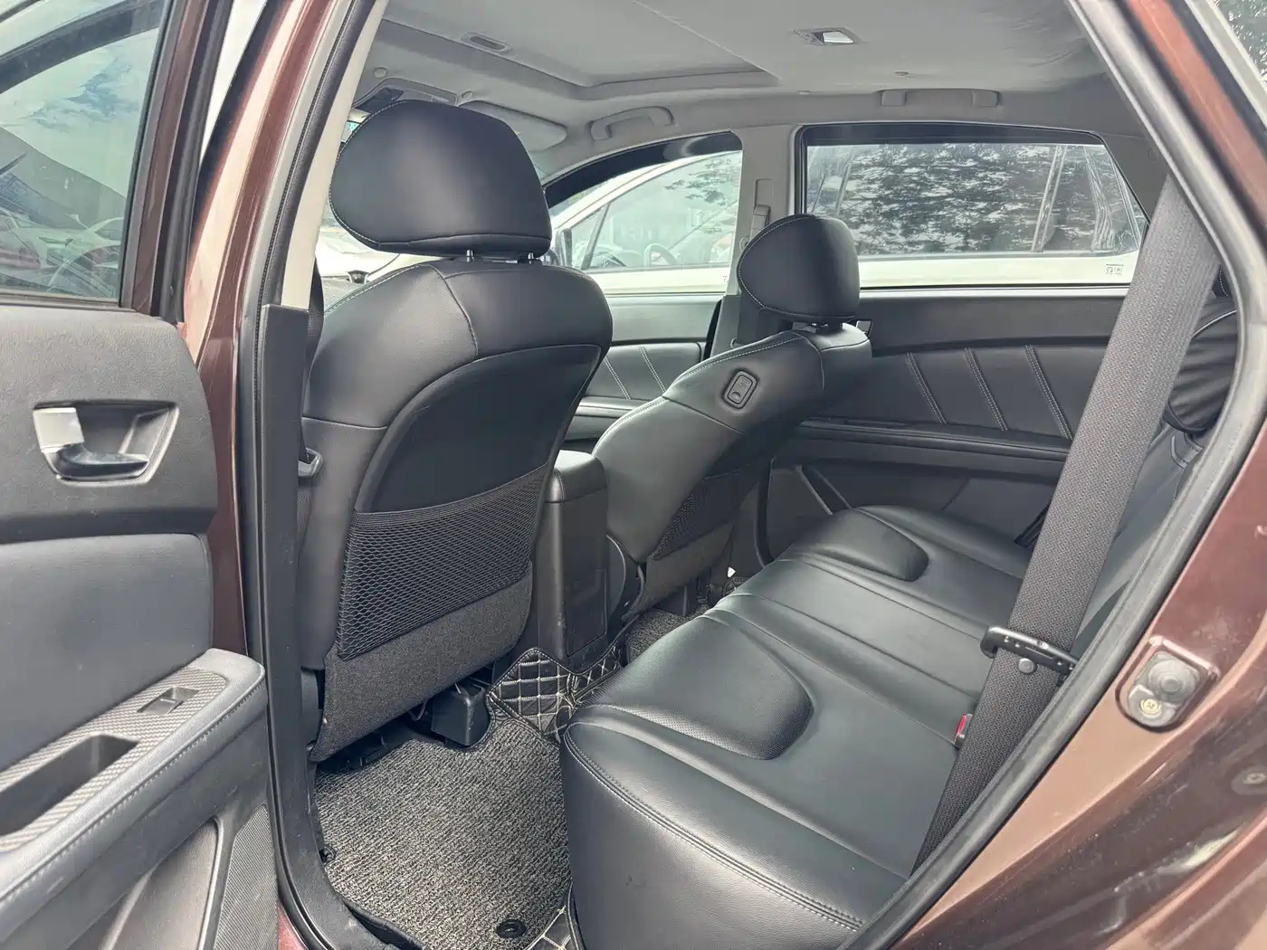 Luxgen U6 SUV 2016 2015 1.8T Intelligent Premium