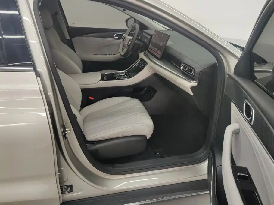 Geely Galaxy Galaxy Stellar 6 2025 2025 Base Version