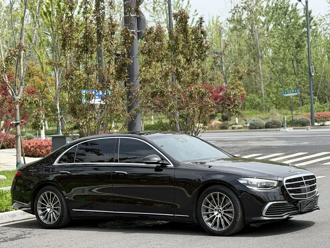 MERCEDES-BENZ S CLASS