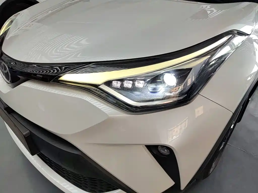 Toyota C-HR 2021 2021 2.0L Luxury Edition