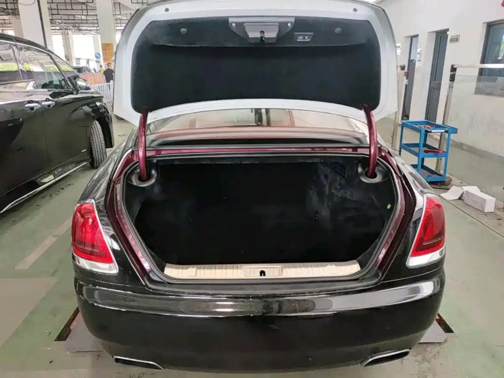 Rolls-Royce Wraith 2020 2018 6.6T Standard