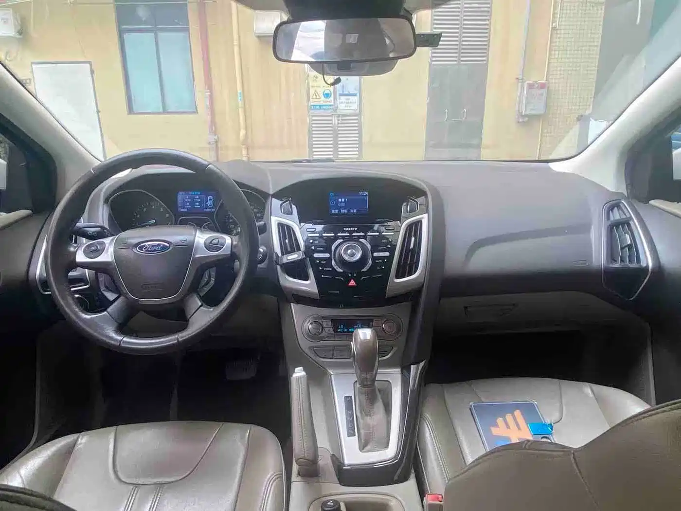 Фото 9 - Ford Focus