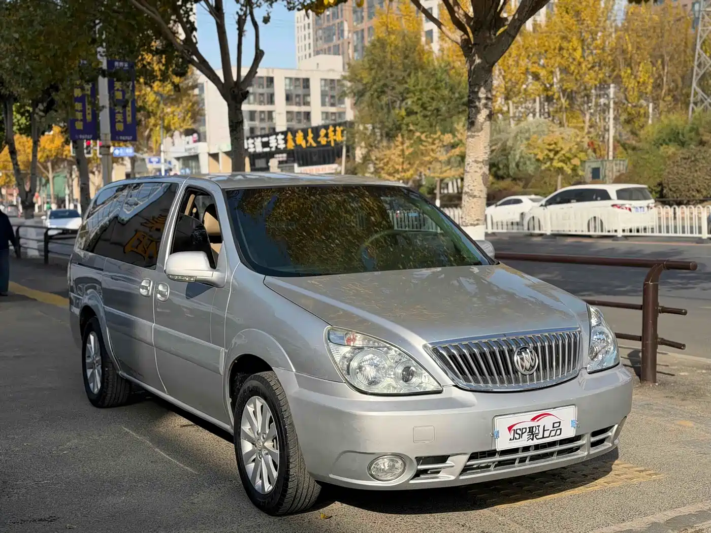 Buick GL8 2014 2.4L Classic Edition фото 3