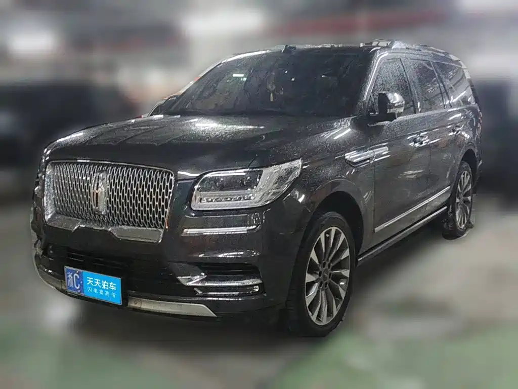 Lincoln Navigator