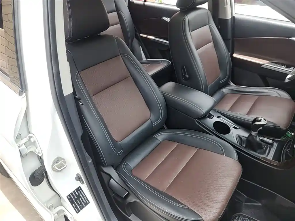 BAIC Huansu S6 2016 2016 1.5T Manual Smart Edition