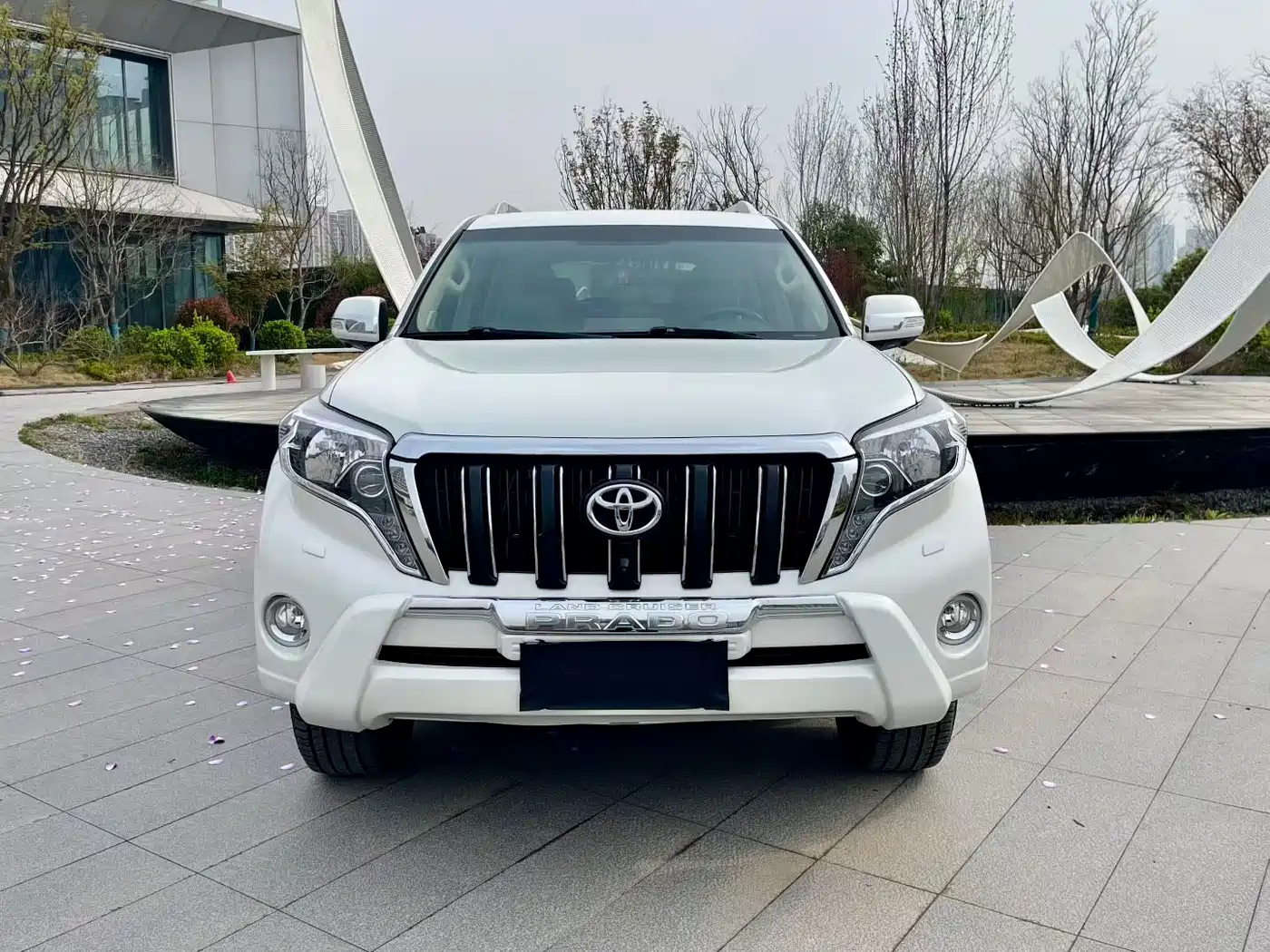 Toyota Prado (Import) фото 2
