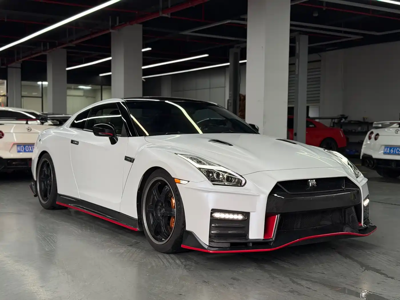 Nissan GT-R 2012 3.8T Premium Edition фото 2