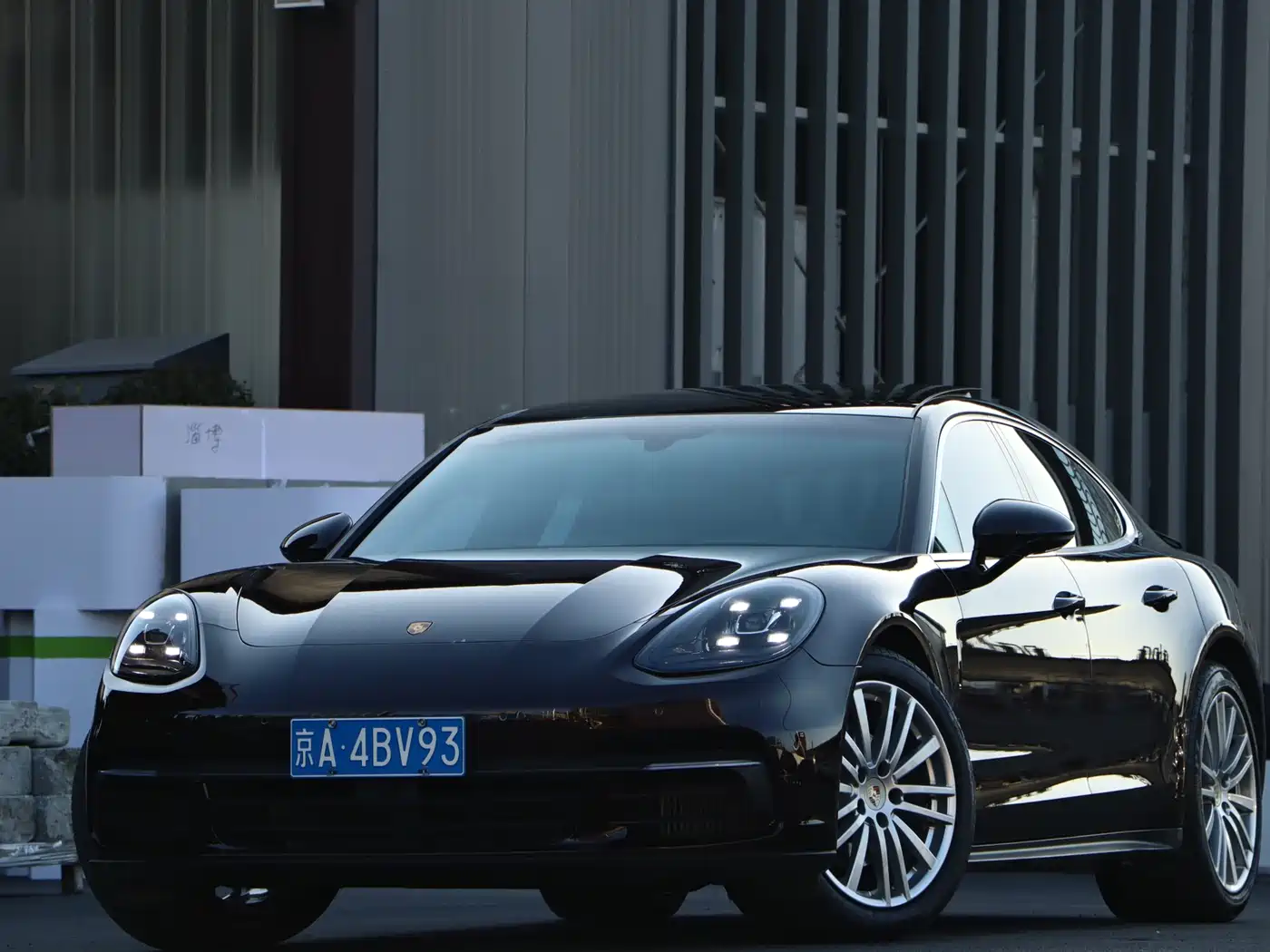 Porsche Panamera 2019 Panamera 2.9T фото 2