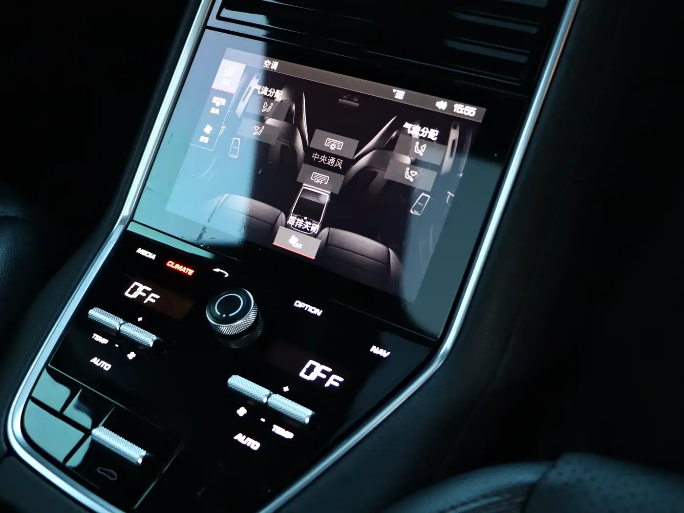 Porsche Panamera 2019 Panamera 2.9T фото 8