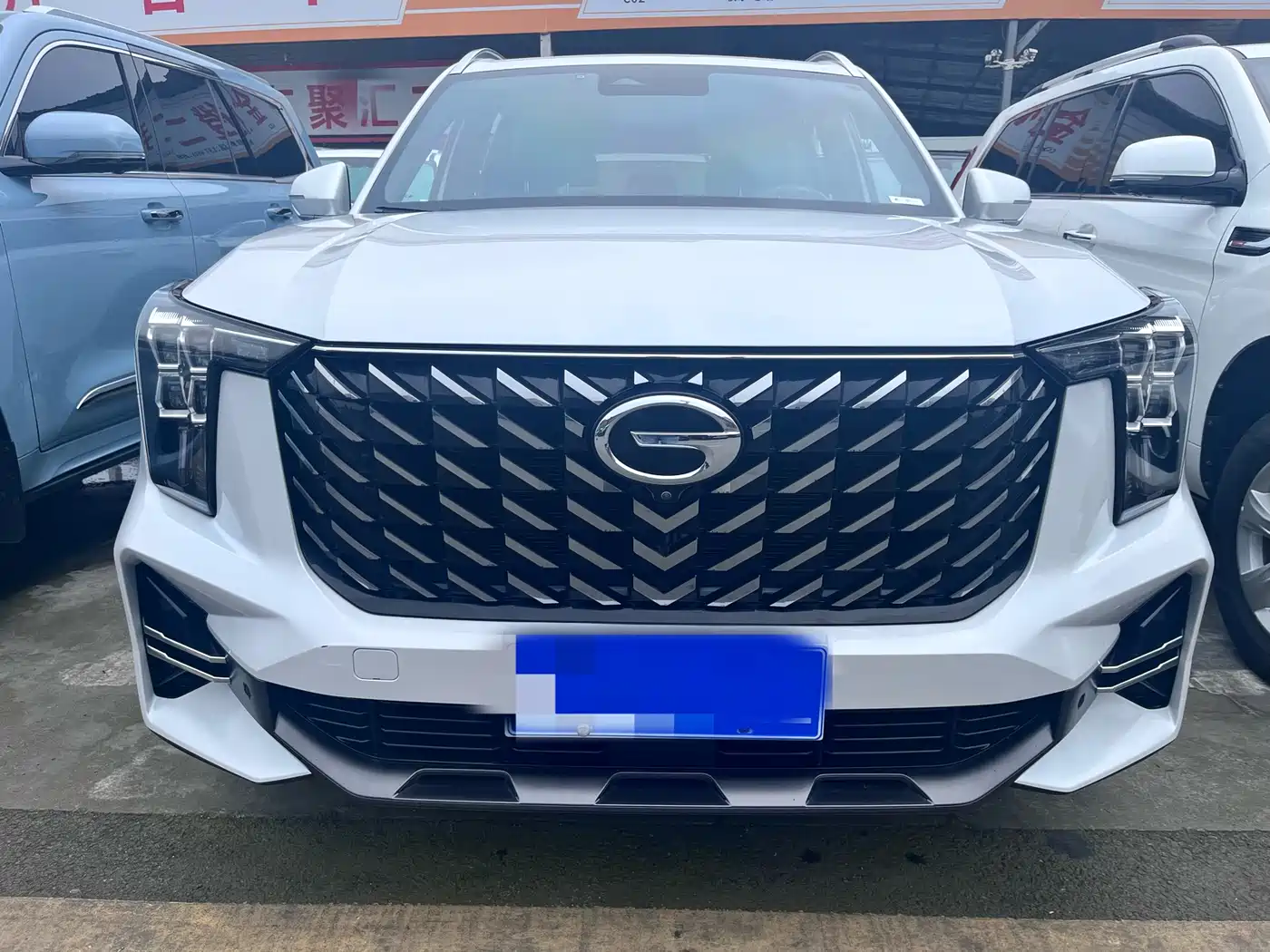 GAC Trumpchi Trumpchi GS8 2022 Pilot Series 2.0TGDI AWD Ultimate Edition (7-Seater) фото 2