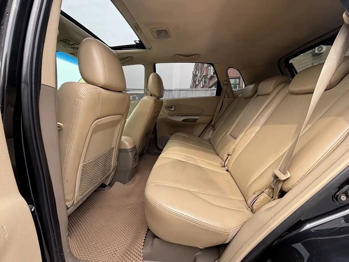 Hyundai Tucson 2009 2.0L Automatic 2WD Sunroof фото 8