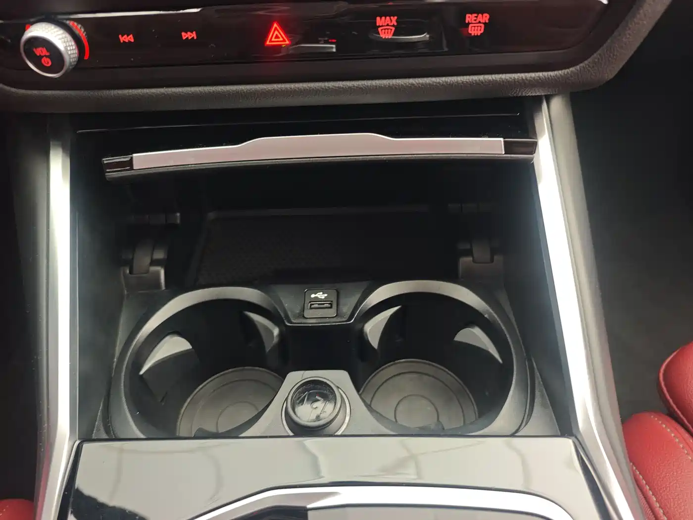 BMW 3 Series 2024 320Li M Sport Package фото 23