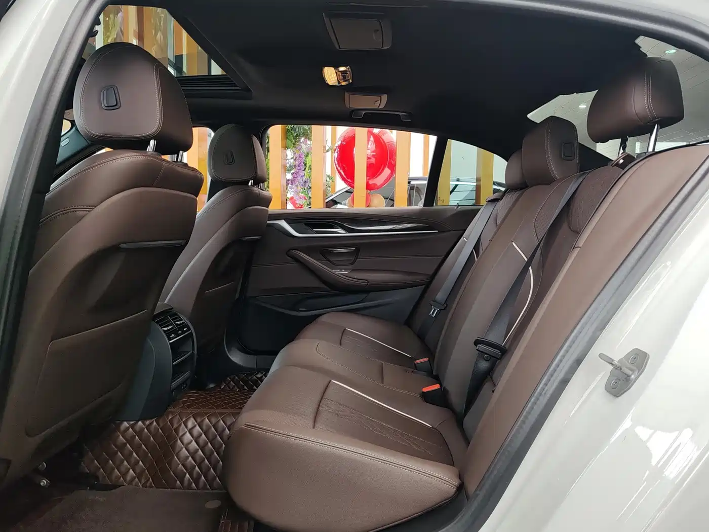 BMW 5 Series 2022 525Li M Sport Package фото 8
