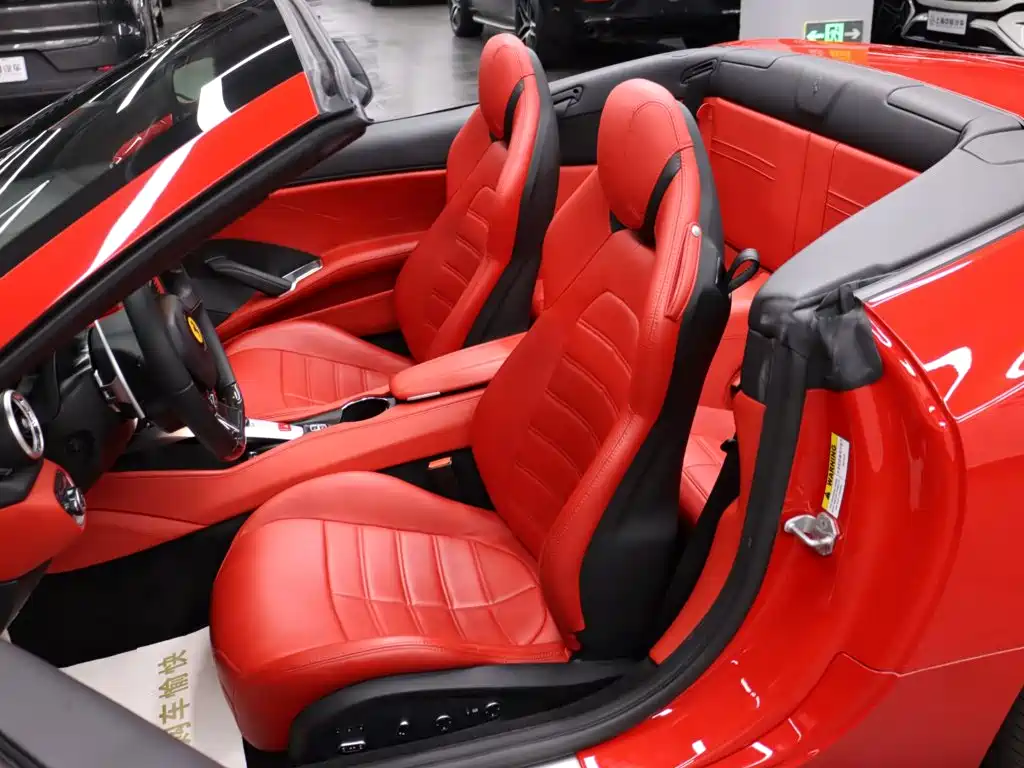 Ferrari California T 2015 2015 3.9T Standard